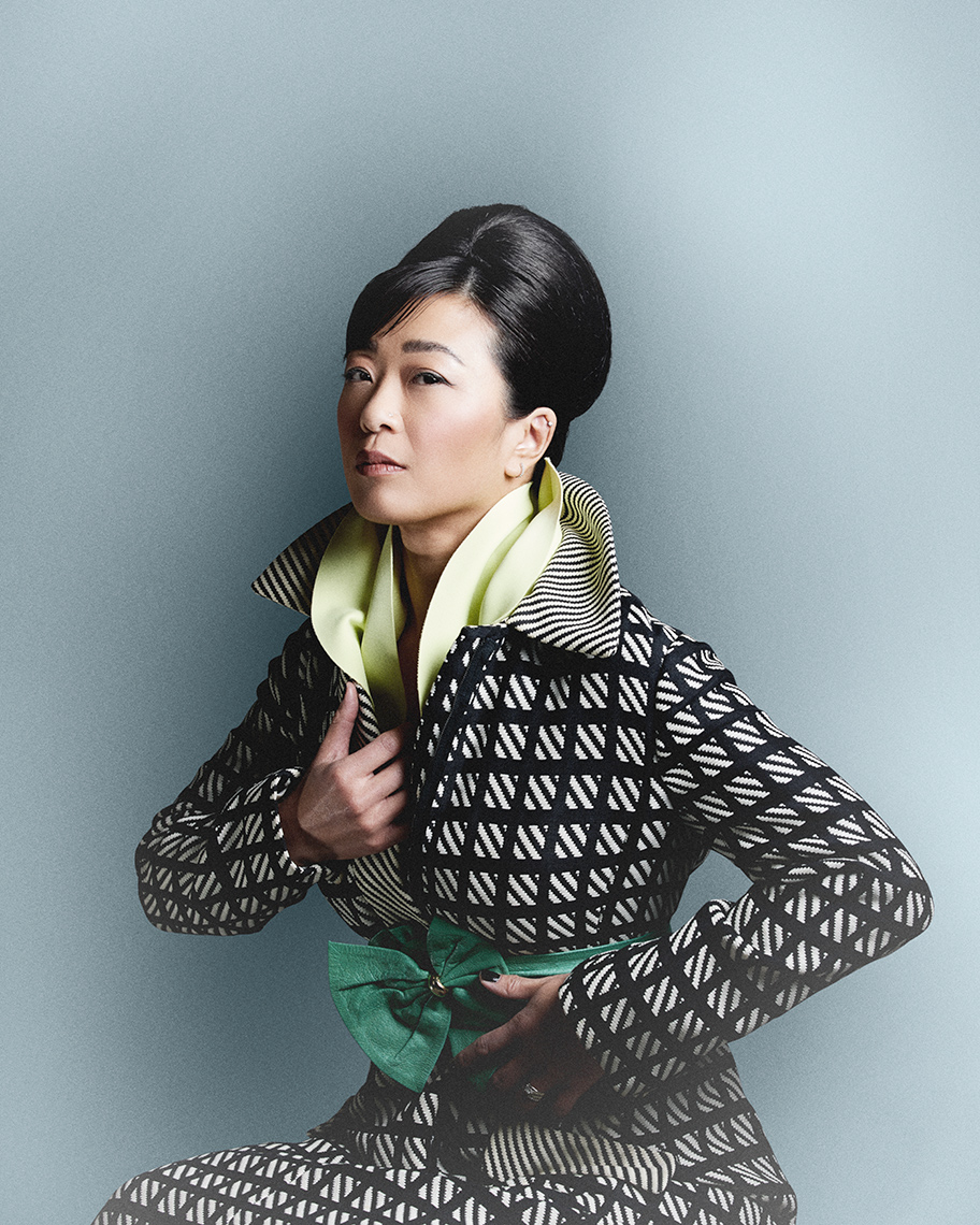 Lindsay_SIU_Self_Portrait_5681_f1_LS_11.03